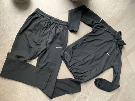 2 er Set Nike Trainer Jogging Trainingsanzug Grösse XS-S NEU