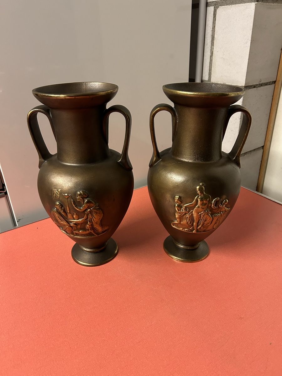 Vasi & Recipienti: 2 Amphoren Vasen JRG Bronze H 33cm.Durchmesser ca.16 cm. – Usato da Lanzenhäusern venduto da vic63