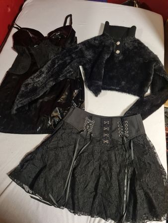 Ein PU Leder Kleid sexy,  1 Top , 1 Rock
