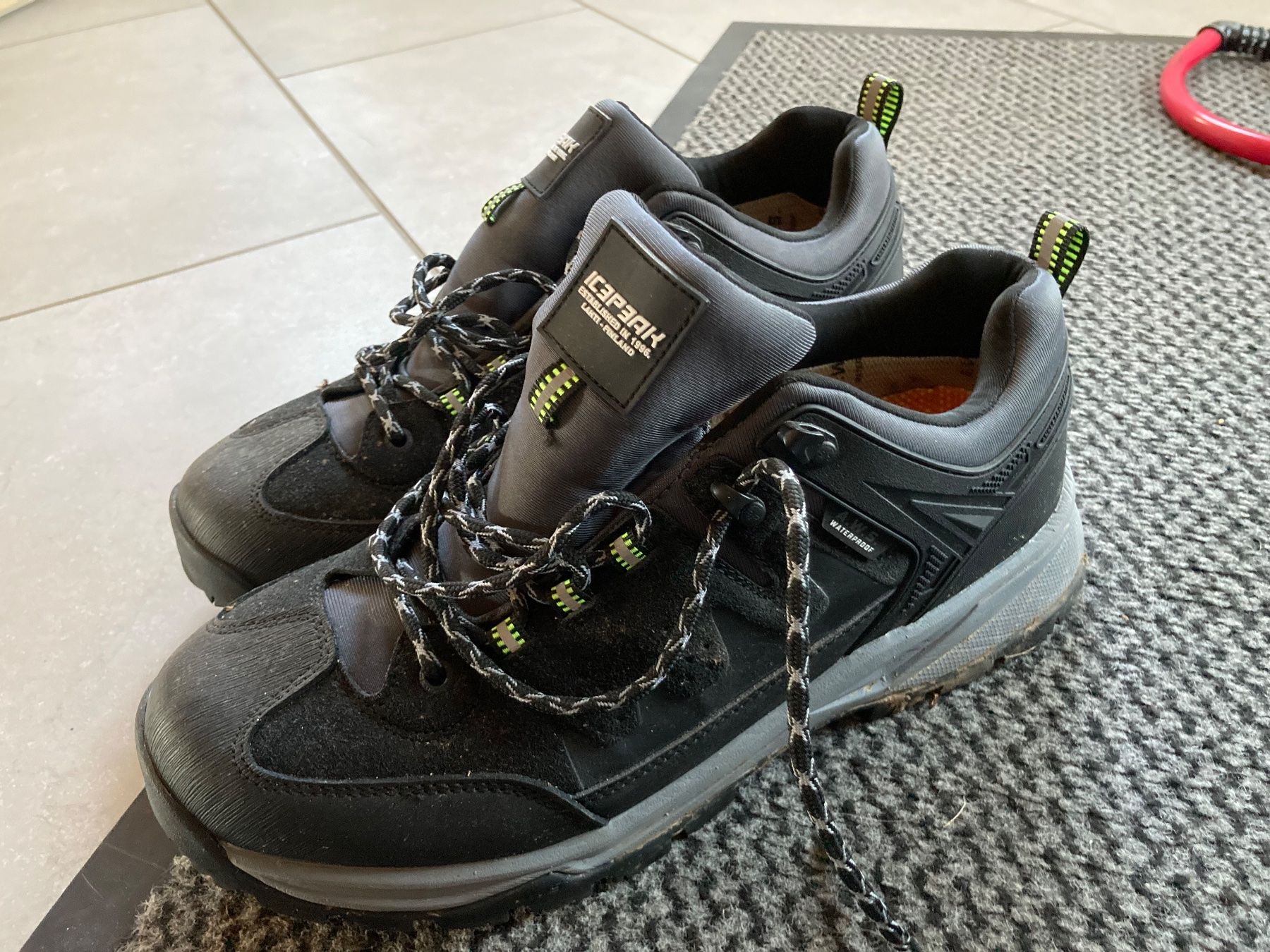 Icepeak Scarpe da uomo: Schuhe Ice Peak, Grösse 45 – Usato da Orvin venduto da nesta24
