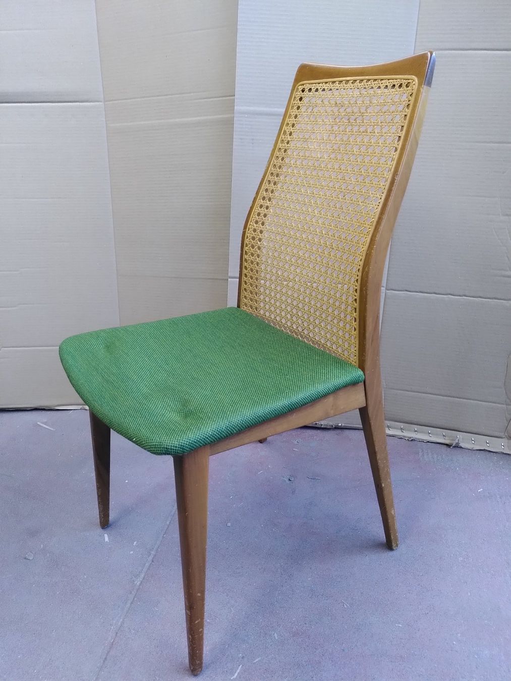 Sedie: 6 chaises vintages D+CO circa 1960 – Usato da Vuiteboeuf venduto da broticaire