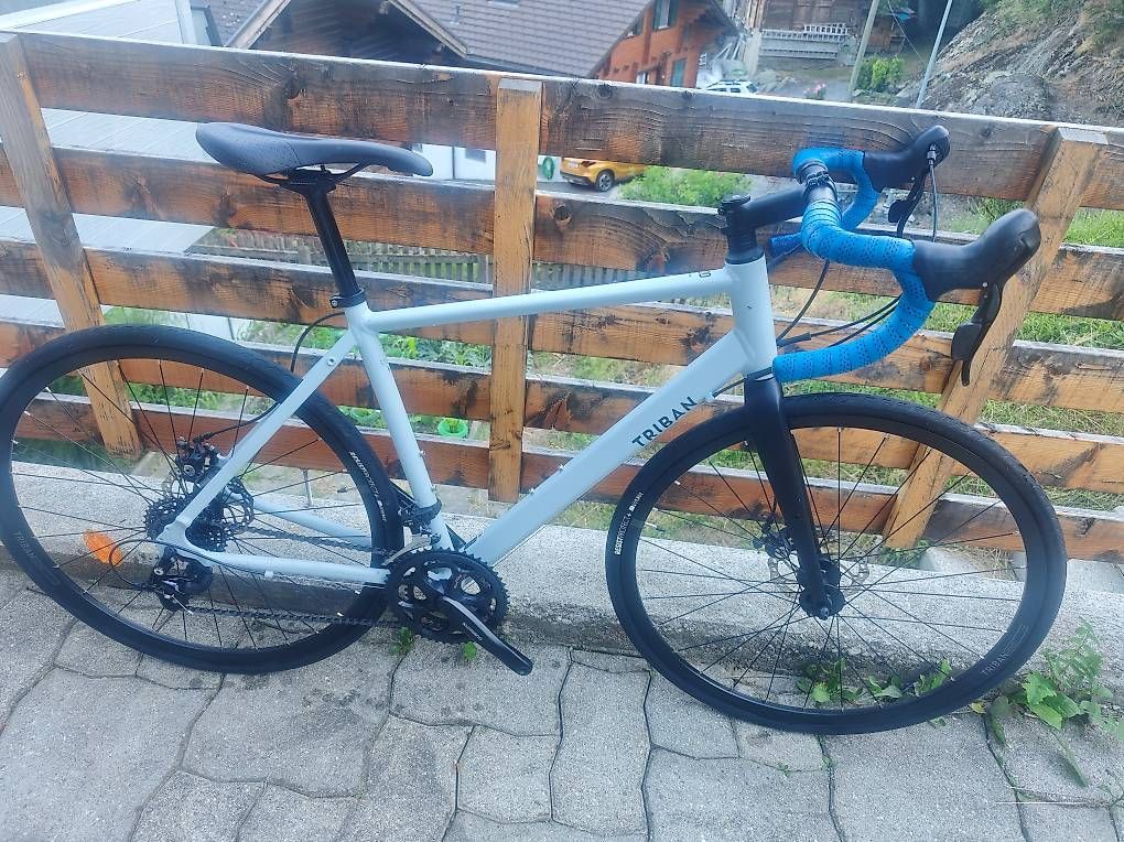 Decathlon Velos: Rennrad Grösse M – Gebraucht aus Naters von bicycle_ 2