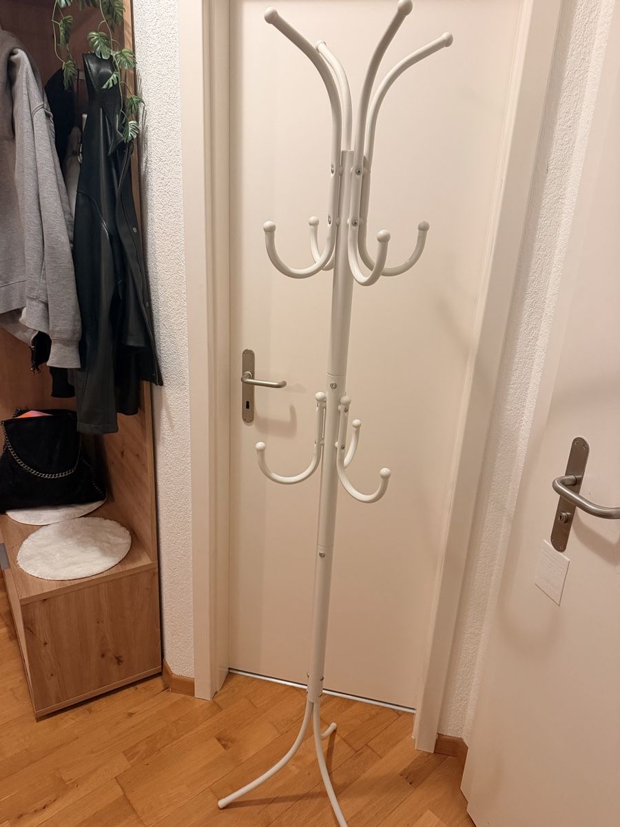 Garderobe: Garderobenstange – Gebraucht aus Rorschach von mcc_w7by