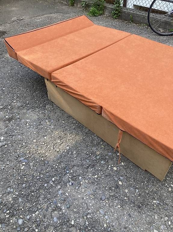 Letti: Camping Einbaubett DIY mit Matratze  – Usato da basel venduto da Jaminbenjamin 2