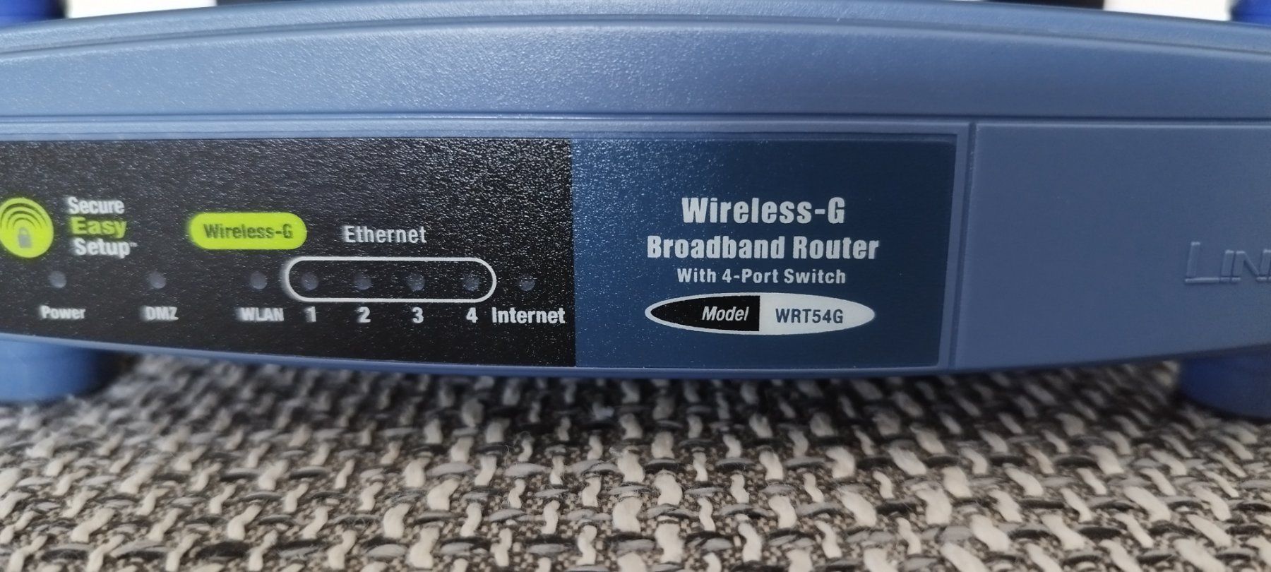 Linksys Modem & Router: 2 router Linksys – WRT54G + WRT54GL – Usato da Bedano venduto da fmilos 4