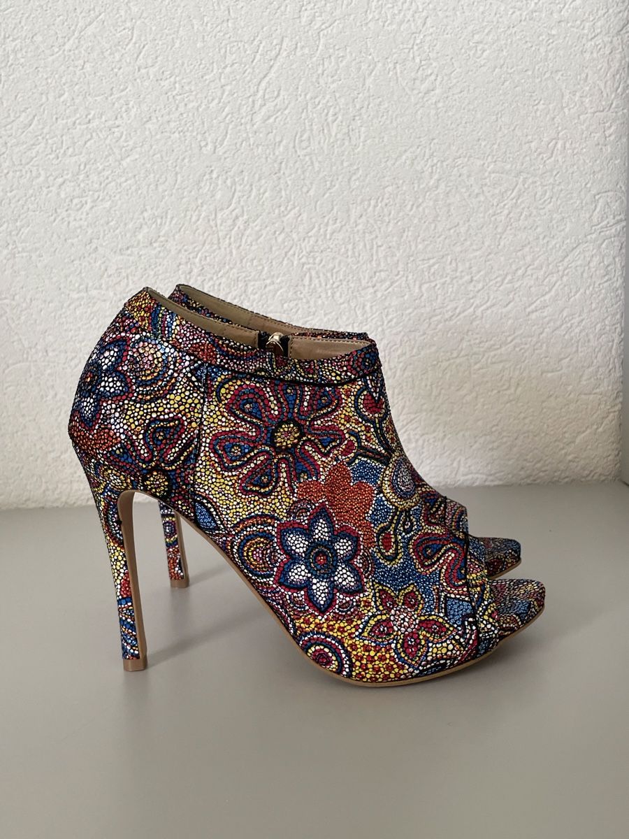 Scarpe da donna: Talons hauts FB multicolores, taille 38, neufs – Nuovo e nell'imballaggio originale da Vuadens venduto da Nina11 1
