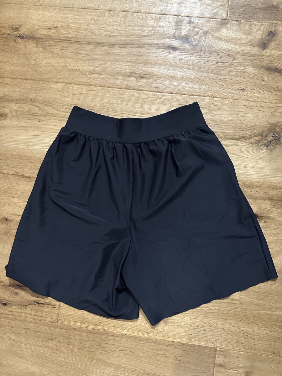 Ina Kess Pantaloni: Ina Kess Calipsa Shorts Black XS – Nuovo (secondo la descrizione) da Reichenburg venduto da Noelle6002 3