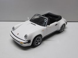 Porsche 911 / 930 SC 3.0 Cabriolet 1980-1983 weiss / schwarz
