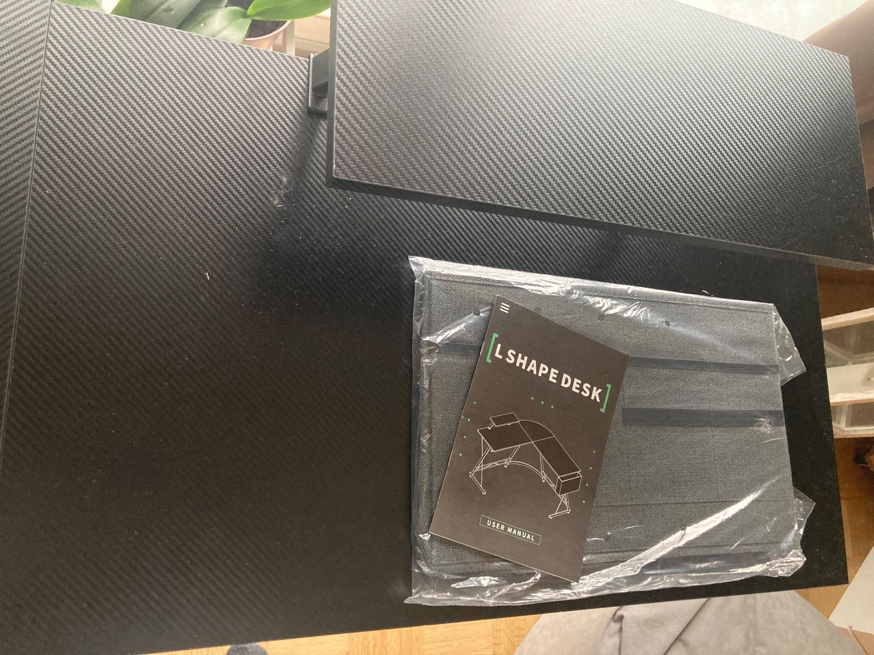 Scrivanie: Gaming Tisch Ecktisch – Usato da Aarau venduto da Meviona 4