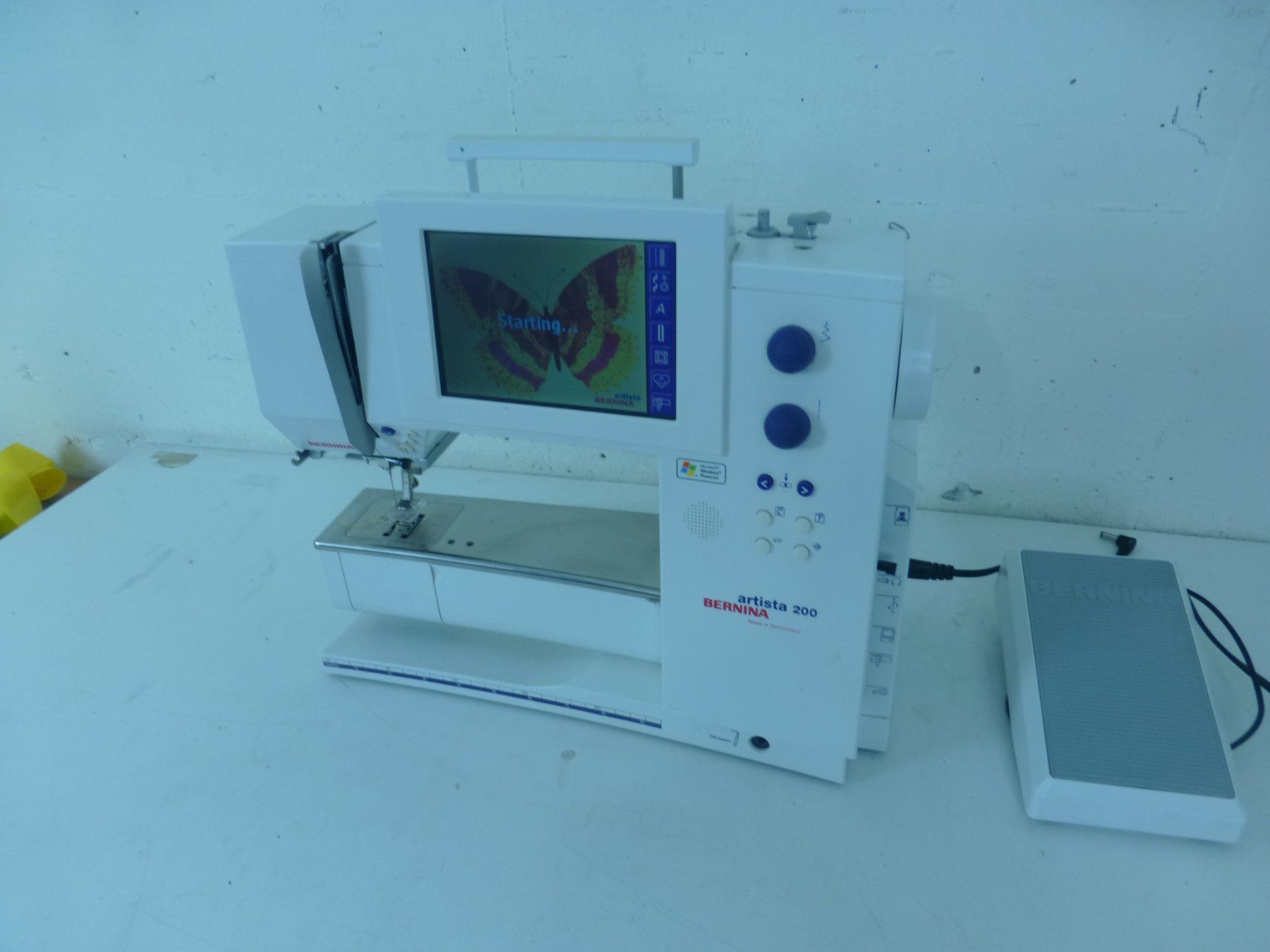 Bernina Macchine da cucire: Bernina Artista 200 – Usato da Fahrweid venduto da ekv 1