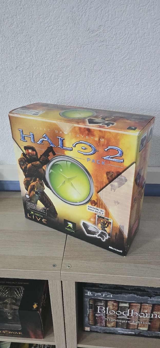 Microsoft Consoles: Pack Xbox Halo 2  – Neuf (Voir description) à Le Noirmont par desoto55