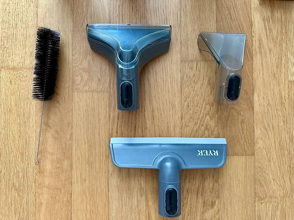 Aspirapolveri & Accessori: Ryer Nassauger Plus – Usato da Zofingen venduto da Liv.Romy 3