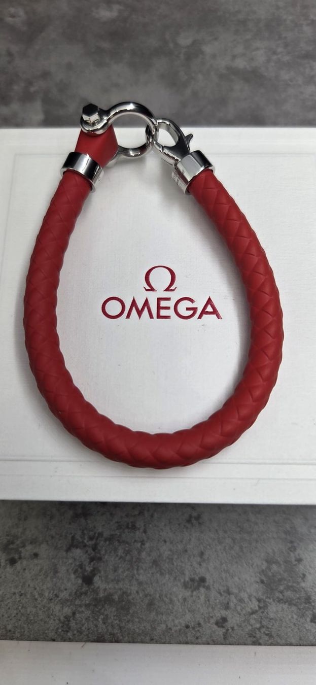 Omega Bracciali & Braccialetti: Omega – Nuovo e nell'imballaggio originale da La Chaux-de-Fonds venduto da curtitswisswatches 3