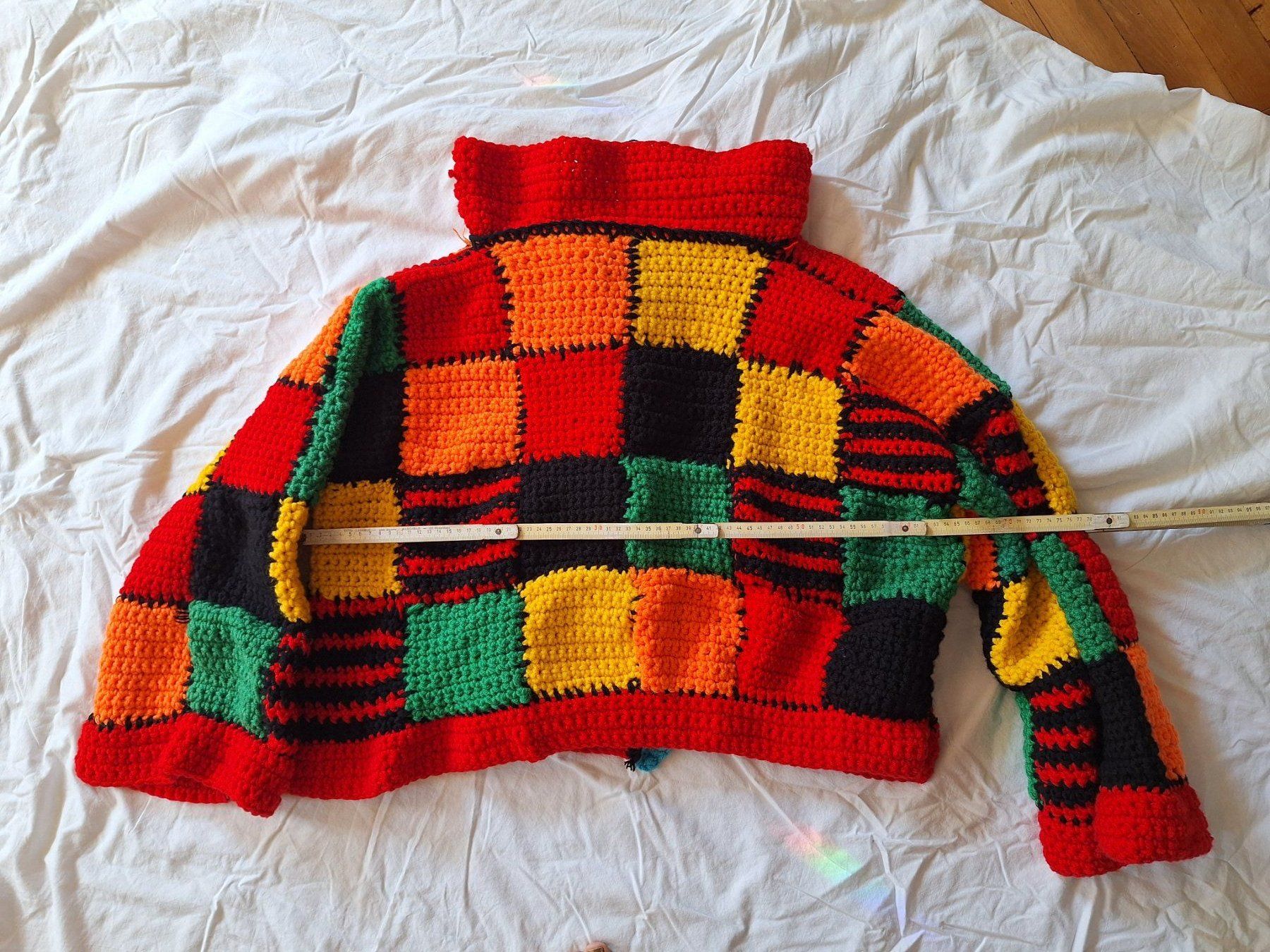 Jacken: Handgestrickte Jacke bunt – Gebraucht aus Winterthur von pf02 2