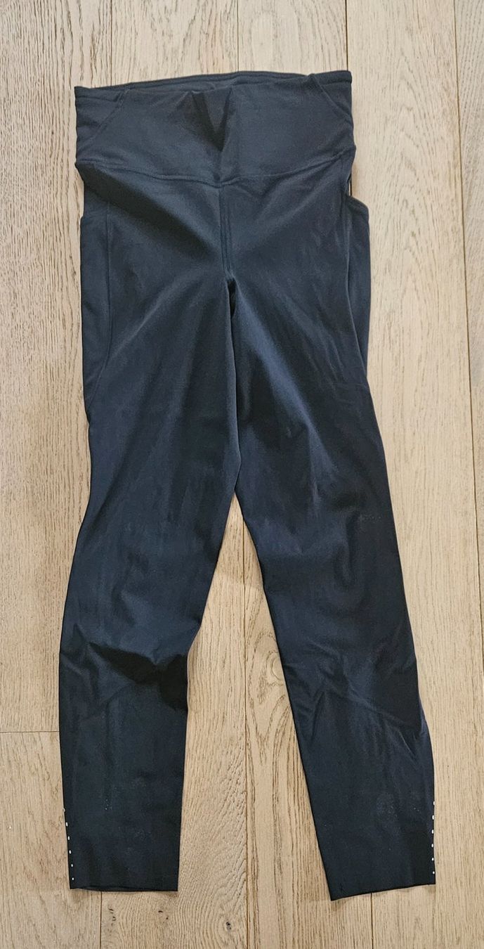 Lululemon Leggings: LULULEMON FAST AND FREE TIGHTS – Nuovo (secondo la descrizione) da Roggwil BE venduto da kuerbiskuchen