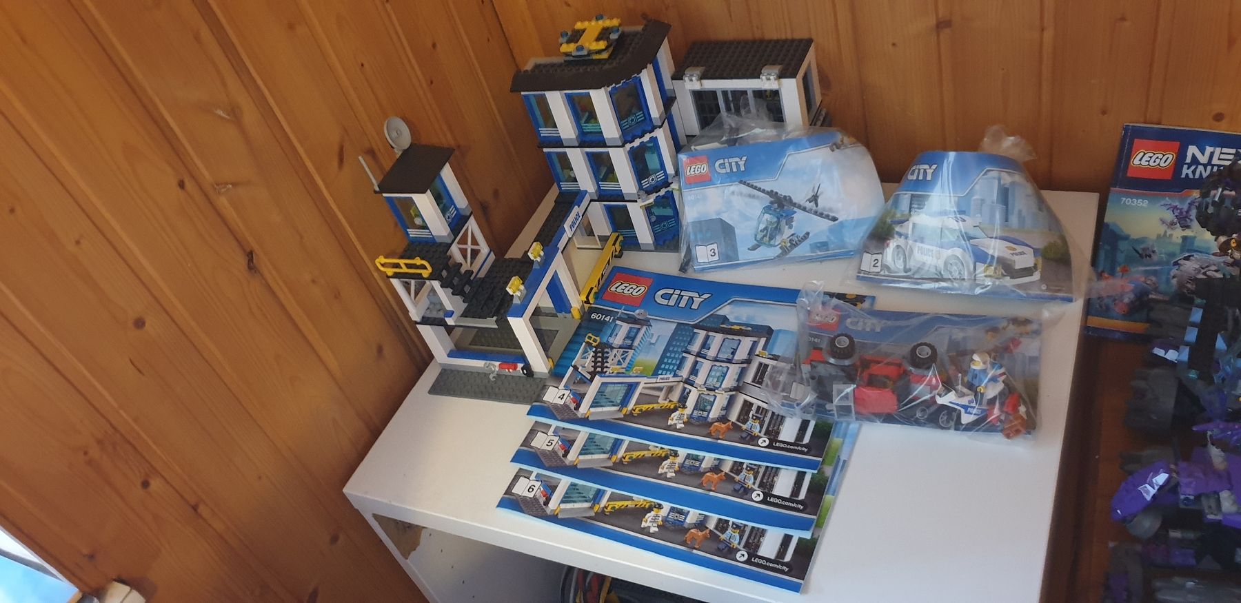Lego Baukästen: Lego City  Polizeistation 60141 – Gebraucht aus Teufen AR von Nepi2