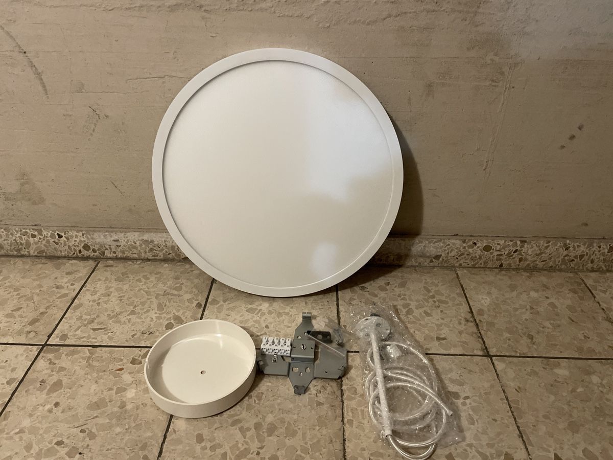 Lampadari & plafoniere: Neue LED Deckenleuchte, Durchmesser 46 cm, Top Zustand! – Nuovo (secondo la descrizione) da Gossau SG venduto da Krokodil344