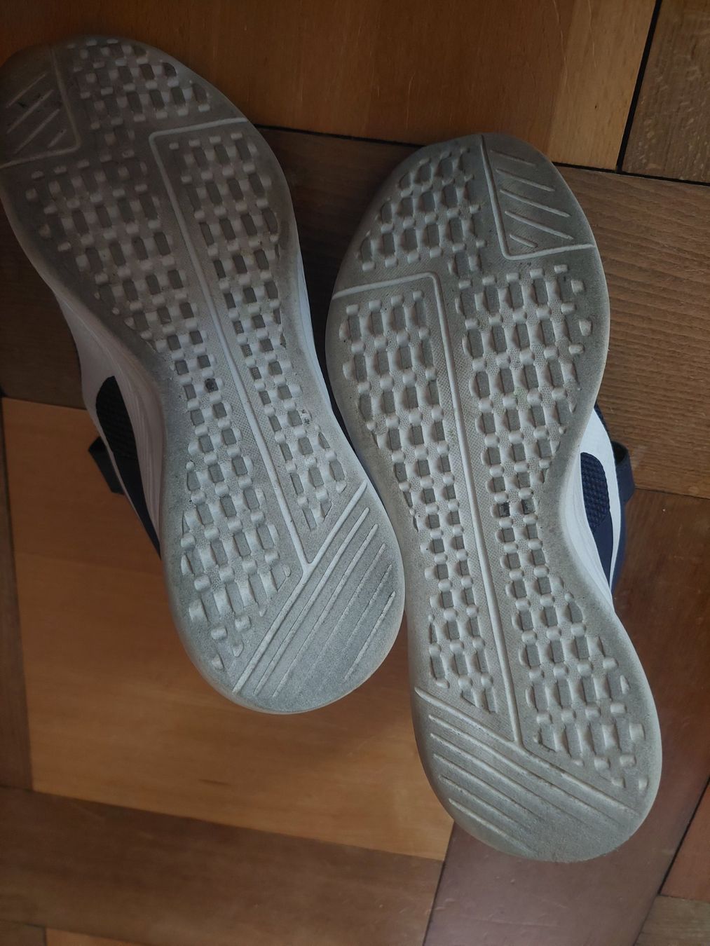 Puma Scarpe per ragazzi: Puma Laufschuhe Grösse 34 – Usato da Beckenried venduto da Havacola 3