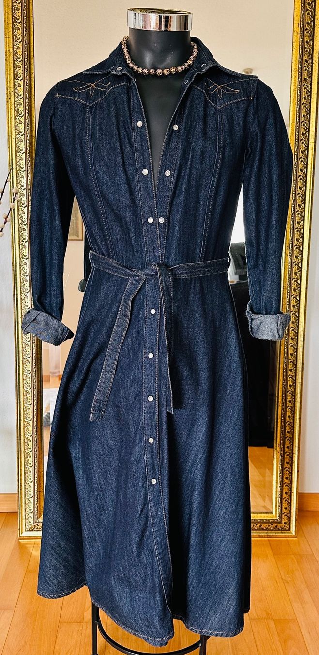 Sisley Vestiti: Sisley Jeanskleid – Usato da baar venduto da suzansuzan