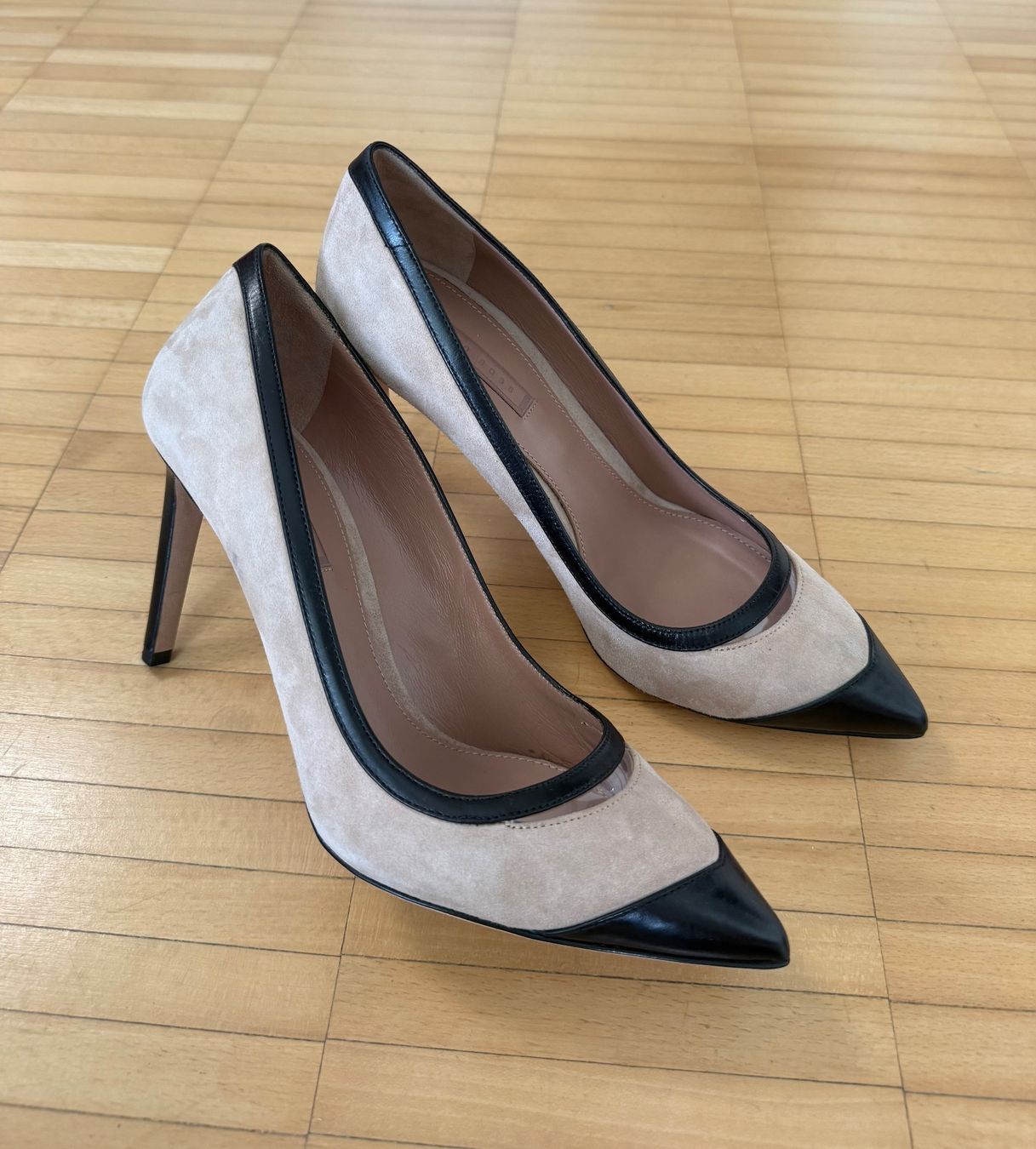 Hugo Boss Scarpe da donna: Hugo Boss Pumps Gr. 39 - NEU – Nuovo (secondo la descrizione) da Frauenfeld venduto da LIL_NA 1