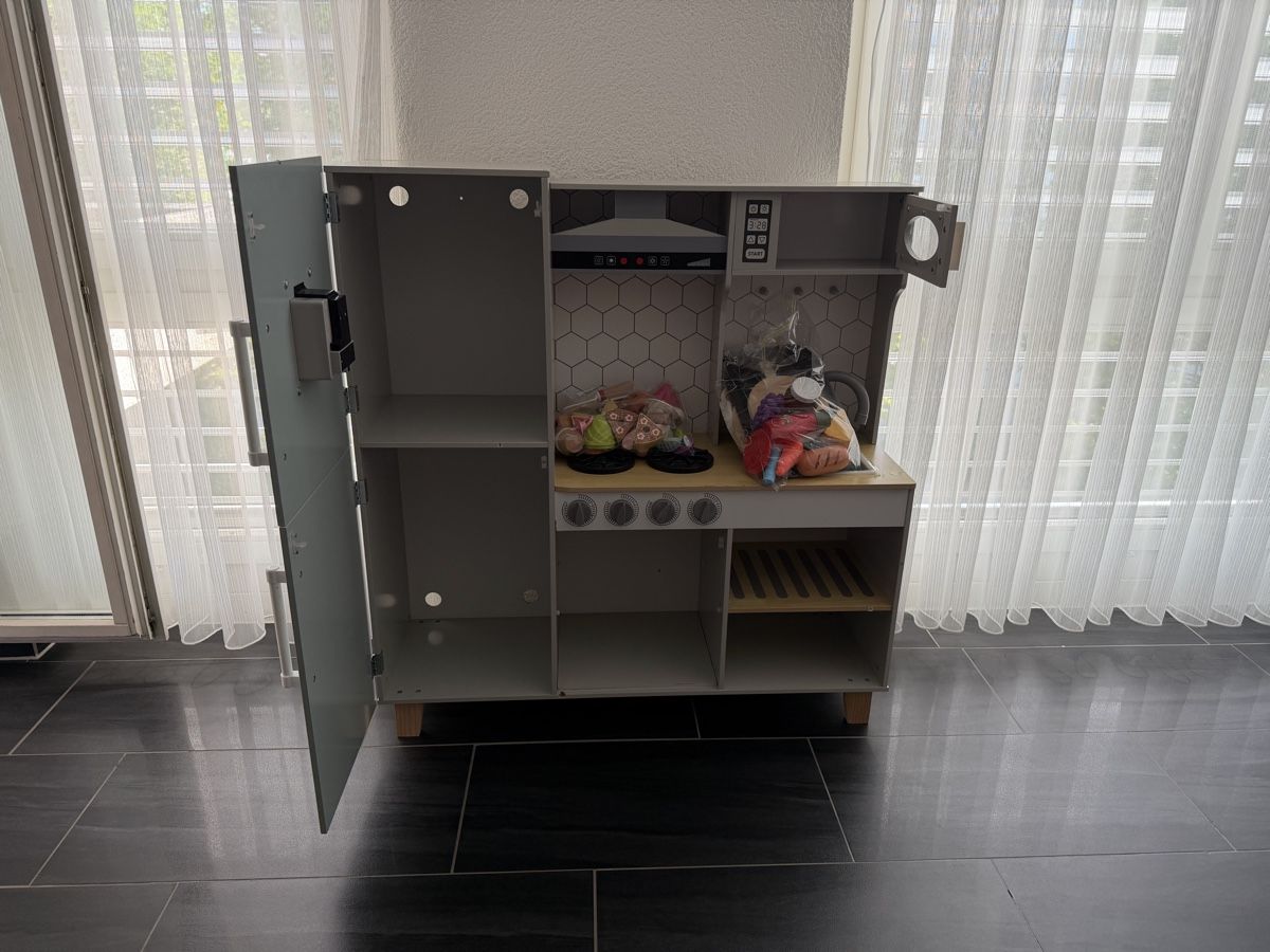 Cucine complete: Spielküche / Kinderküche mit Licht  – Usato da Biel/Bienne venduto da esan3