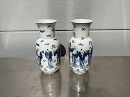 Antike chinesische Vasen, blau-weiss, Deko, 2 Stk.