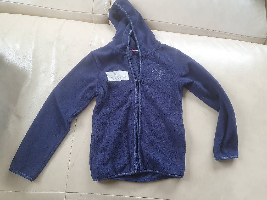 Giacche & Cappotti: Mädchen Faserpelz Jacke Grösse 128 – Usato da Ebmatingen venduto da zeitlos-gesund.ch