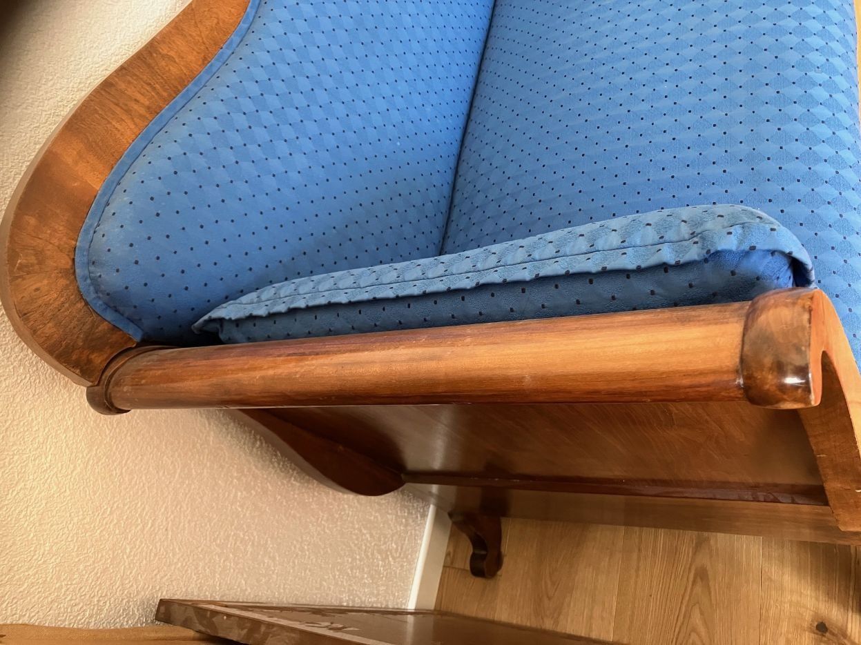 Divani: ANTIKES SOFA RESTAURIERT - GUTER ZUSTAND – Usato da Möhlin venduto da saga02 4