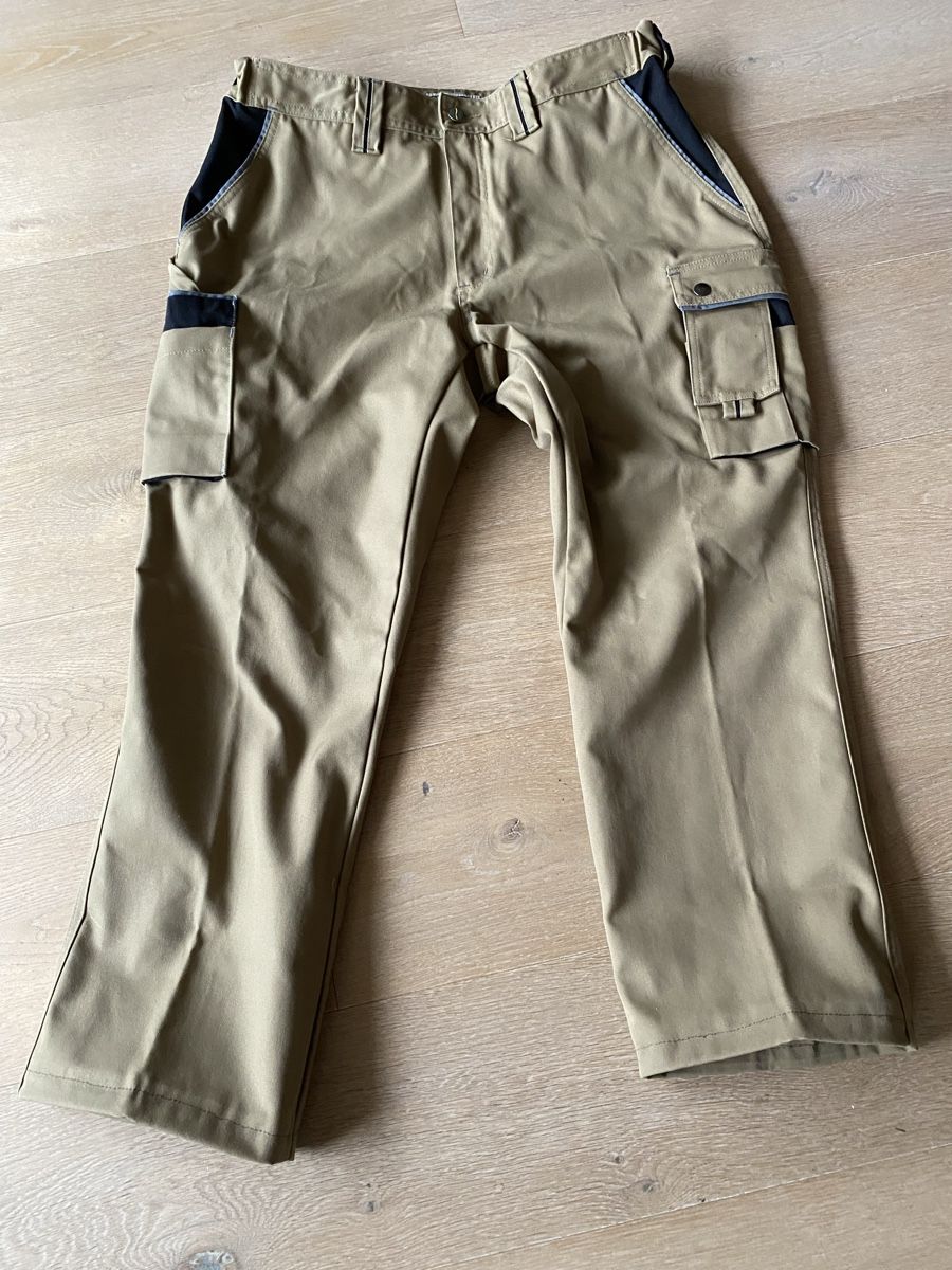 Wikland Pantalons: Wikland Arbeitshose, Gr.50 neu! – Neuf (Voir description) à Embrach par bea_8424