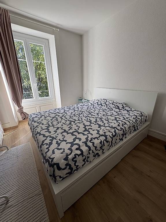 Ikea Lits: Lit IKEA 160x200 cm – D'occasion à Lausanne par jea_9qsk