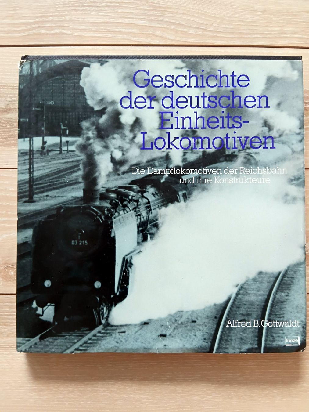 Libri: Geschichte der deutschen Einheits-Lokomotiven – Usato da Birrwil venduto da dirtyoldtown