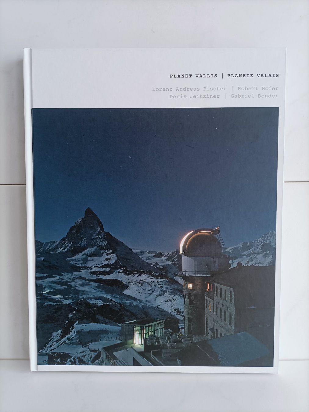 Bücher: Planet Wallis - Planète Valais / Lorenz Andreas Fischer - Ro – Gebraucht aus crans montana von AB3963
