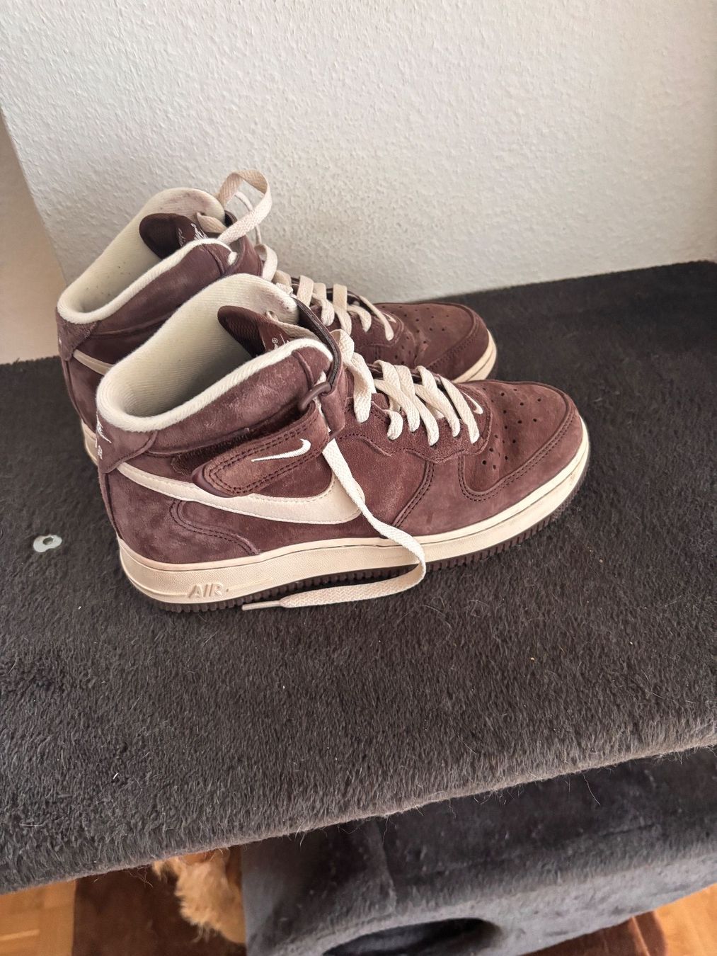 Nike Scarpe da uomo: Nike Air Force 1 High, Grösse 38,5, braun – Usato da Bern venduto da West73 3