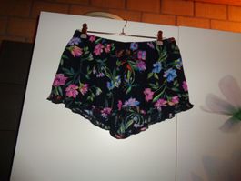 *** süsse Shorts / Love to Lounge