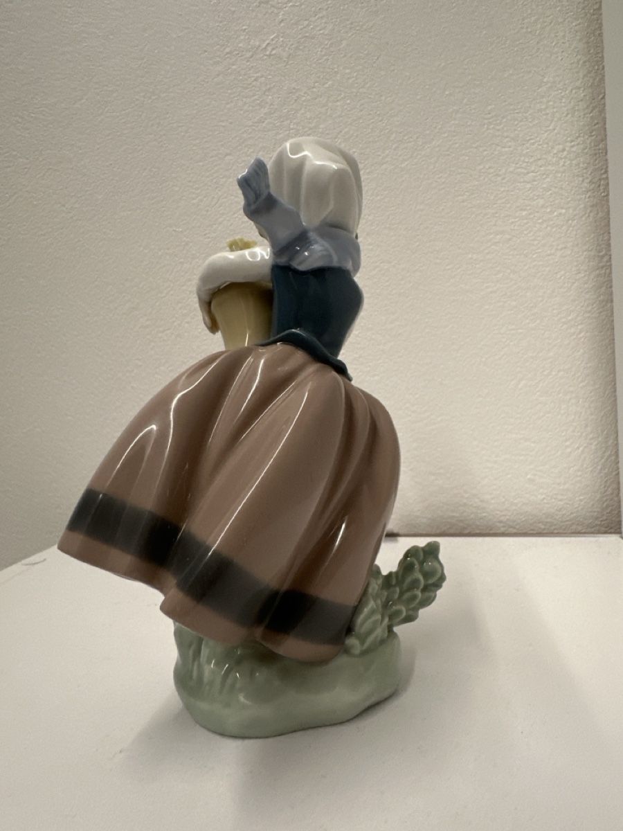 Tutte le decorazioni: Figurine – Nuovo (secondo la descrizione) da Epalinges venduto da Has_yhj9 1