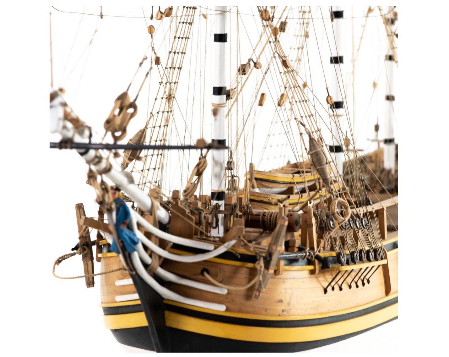 Modellbausätze & Standmodelle: Maquette bateau en bois à monter soi-même "BOUNTY" – Neu und originalverpackt aus Lausanne von Techobby 3