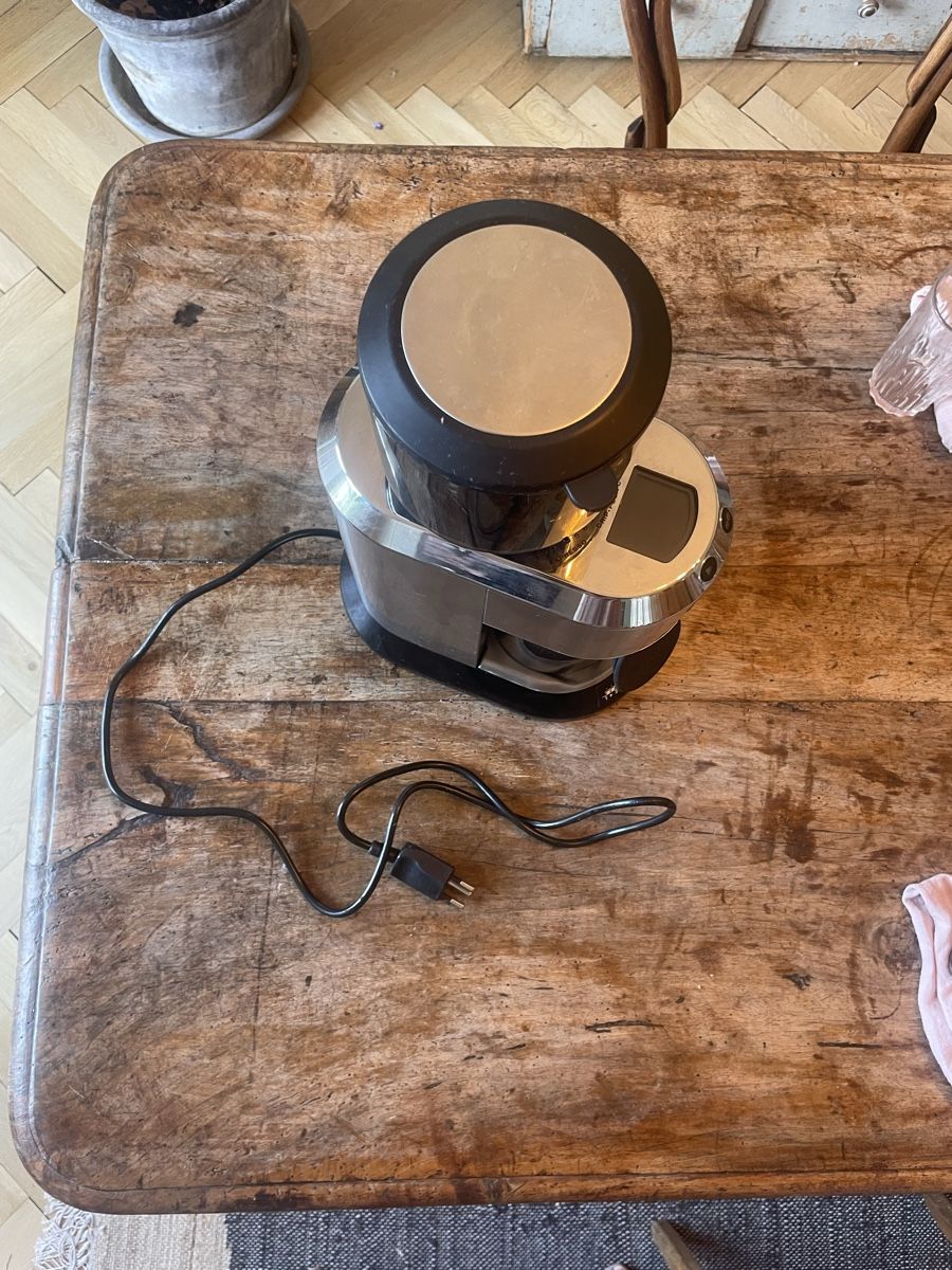 De'Longhi Elettrodomestici da cucina: DeLonghi Kaffeemühle – Usato da Basel venduto da gms_xr65 1