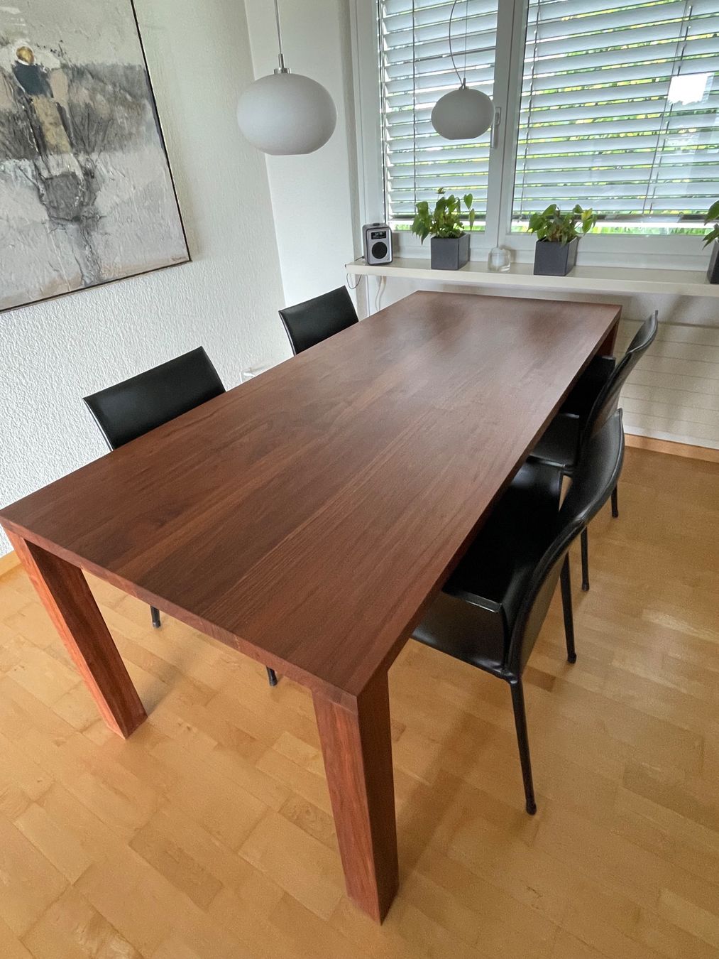Tische: Esstisch Nussbaum – Gebraucht aus Bülach von reg_2yc8
