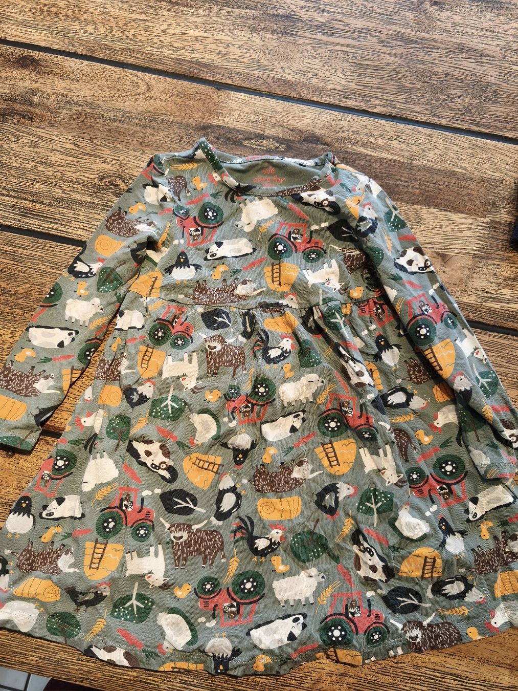 Kleiderpakete & -sets: 3 Kleider / 1 Pulli Grösse 104 – Gebraucht aus Busswil BE von Mango87 1