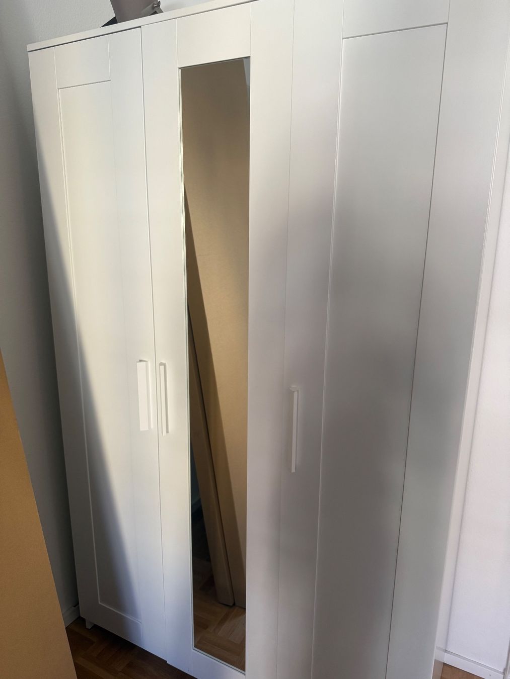 Ikea Armadi: Ikea Brimnes Schrank zu verschenken – Usato da Bern venduto da sop_nn29 1