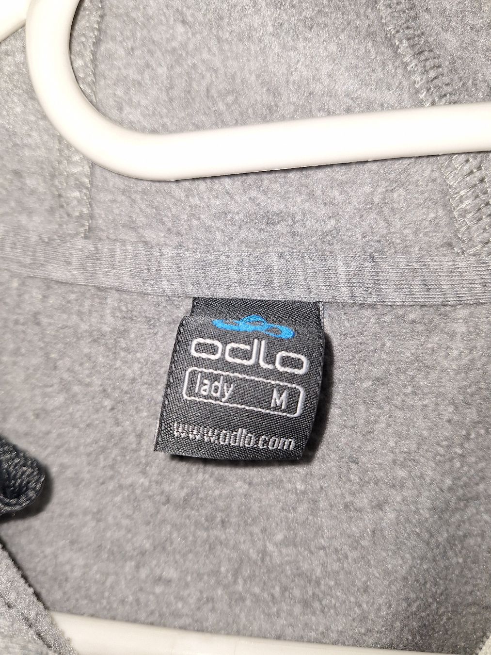 Odlo Pullover & Sweatshirts: Hoodie von Odlo – Gebraucht aus Uttigen von lunalisa01 1