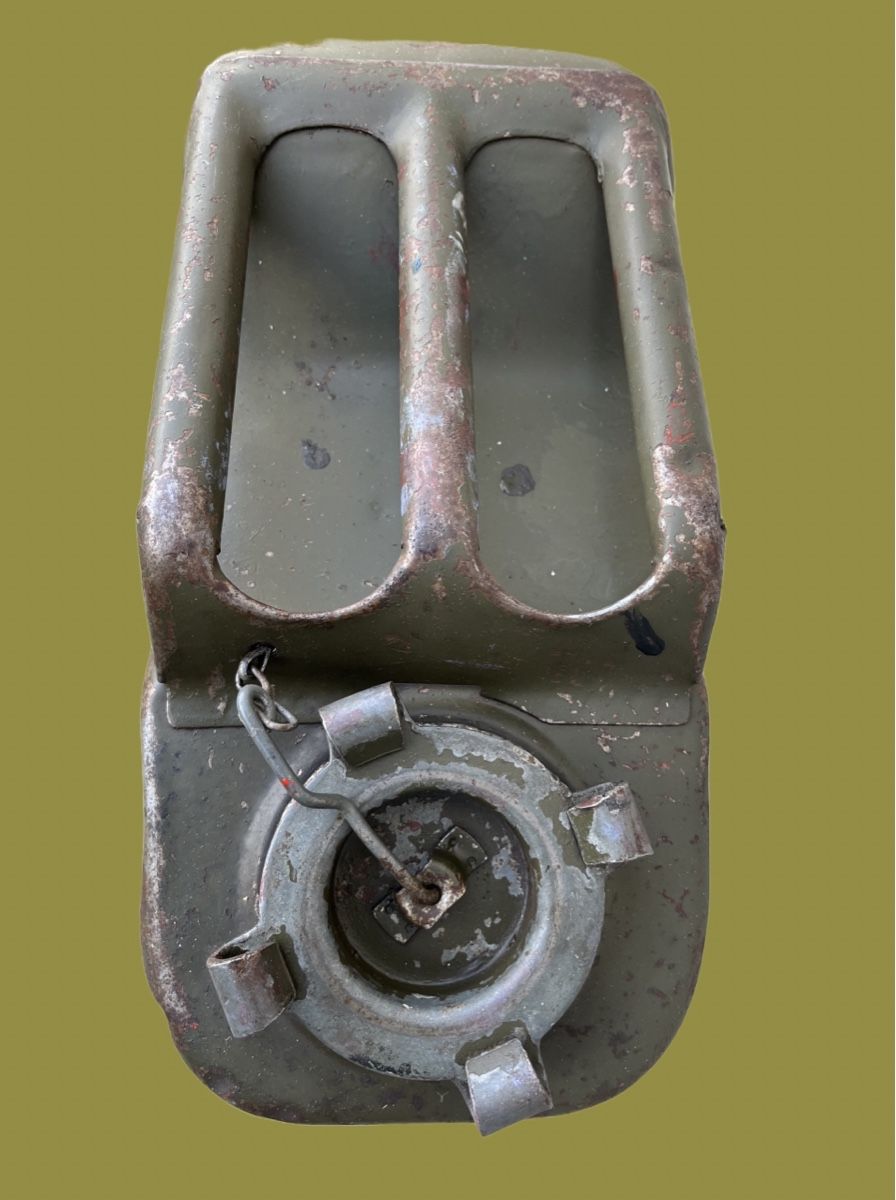 Pannenhilfe: Jerrycan US 1944 Kanister WW2 – Gebraucht aus Bellevue von  2