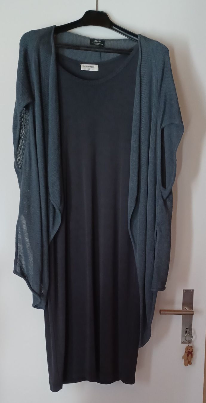 Doris Streich Kleider: Schlauchkleid DORIS STREICH – Gebraucht aus Niederneunforn von Herrera 1