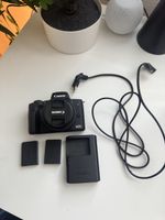 Canon EOS M50 inkl. 15–45mm Objektiv, 2 Akkus & Ladegerät