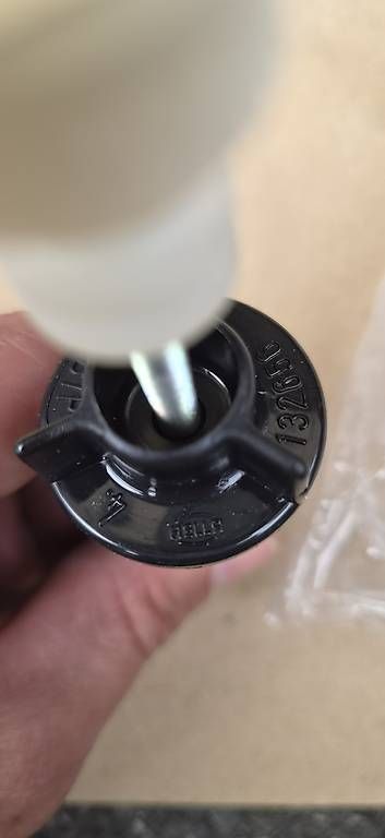 Alle Autoersatzteile: Hella Lichthöhenverstellung BMW – Gebraucht aus Horw von Row707 2