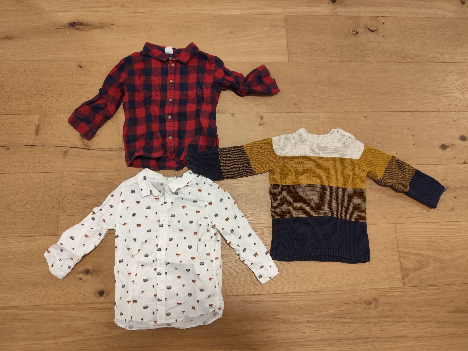 Lotti & Set di vestiti: Kinderkleider – Usato da Hellbühl venduto da 30R_R30