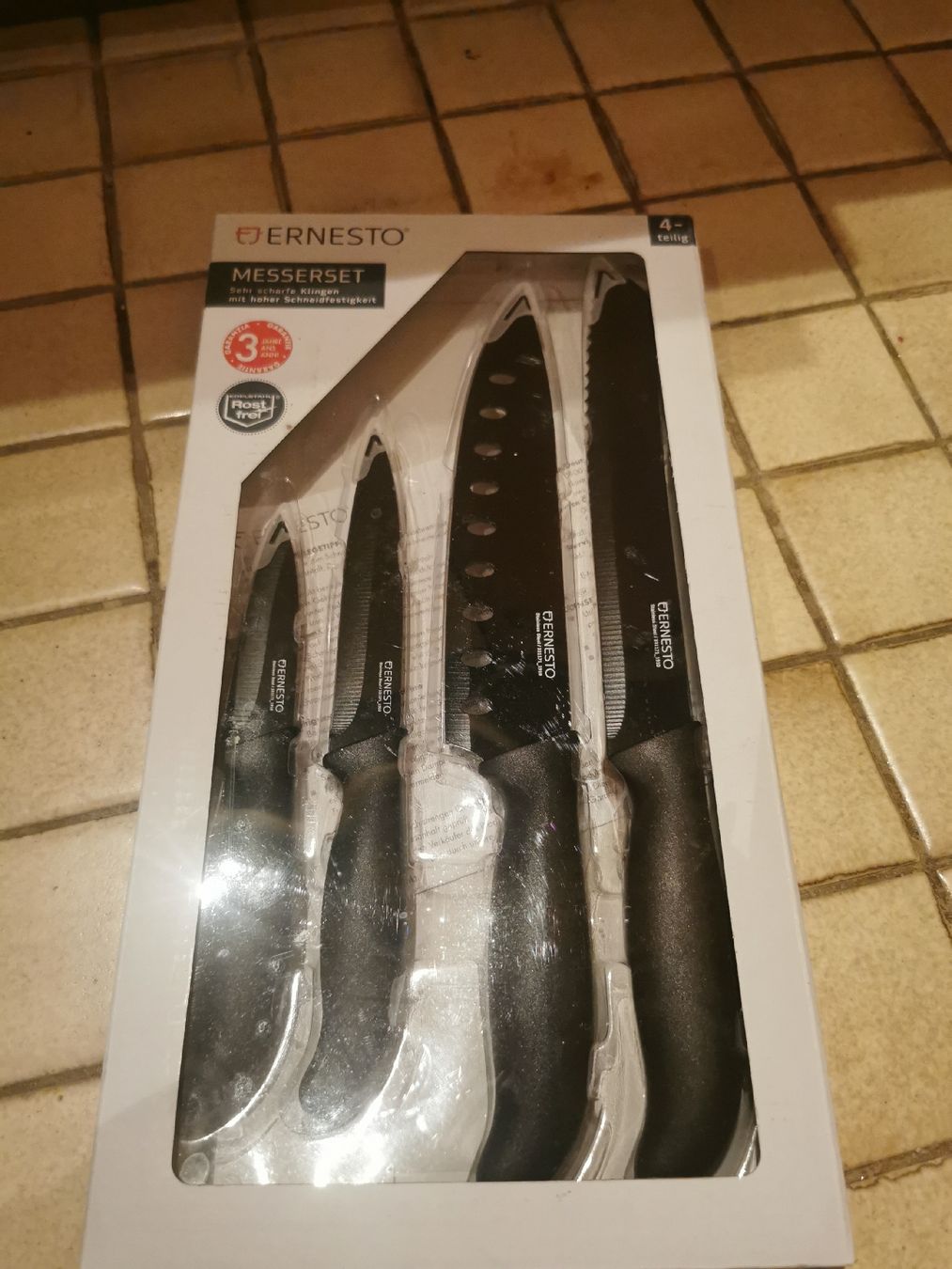 Coltelli: Neues Messerset ERNESTO 4-teilig – Nuovo e nell'imballaggio originale da Laufen venduto da Daraja 1