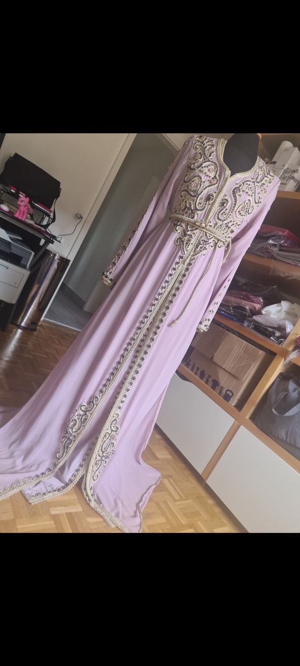 Vestiti: Robe Caftan longue violette ornée taille unique – Usato da La Chaux-de-Fonds venduto da Luxary.25cachmirepro 4