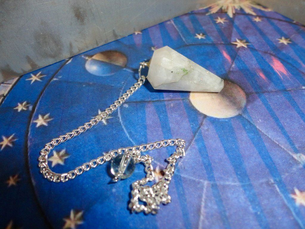 Pietre preziose: Pendel - Opal – Nuovo (secondo la descrizione) da Biberist venduto da Steine