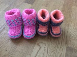Baby-Schuhe, handgestrickt, neu